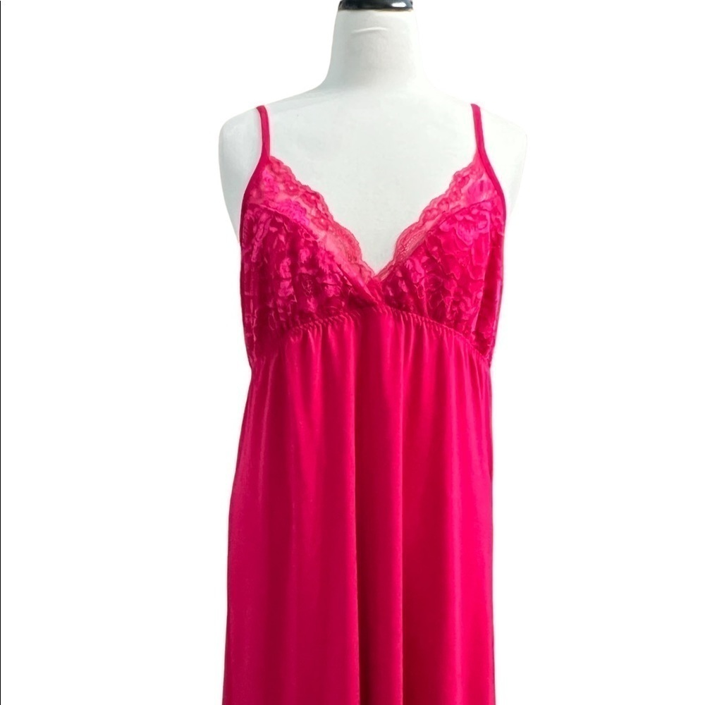 FLORA (NWT) LACE CHEMISE SIZE LARGE IN RED - Picture 2 of 6